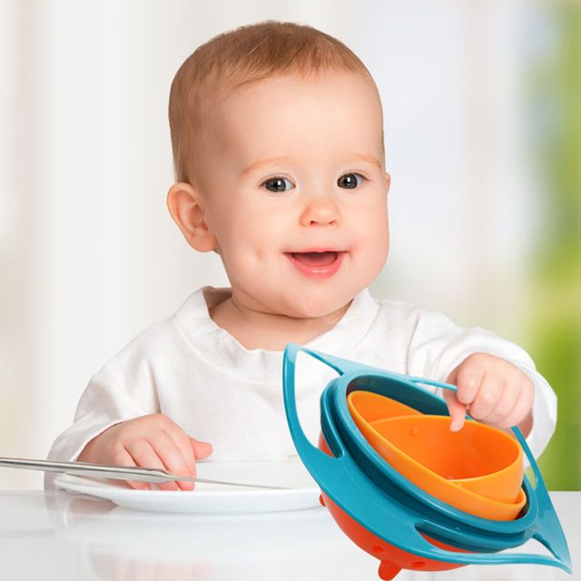 Assiette bébé avec ventouse puissante fixée sur la table