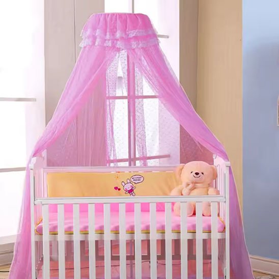Ciel de lit bébé romantique pour chambre élégante et apaisante