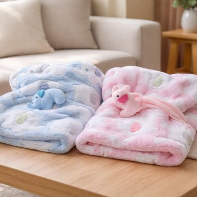 Couverture bébé douce et chaude pour un confort optimal"