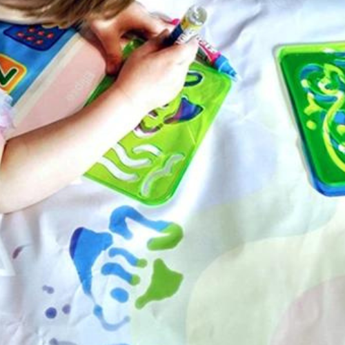 Tapis dessin grand format avec accessoires inclus