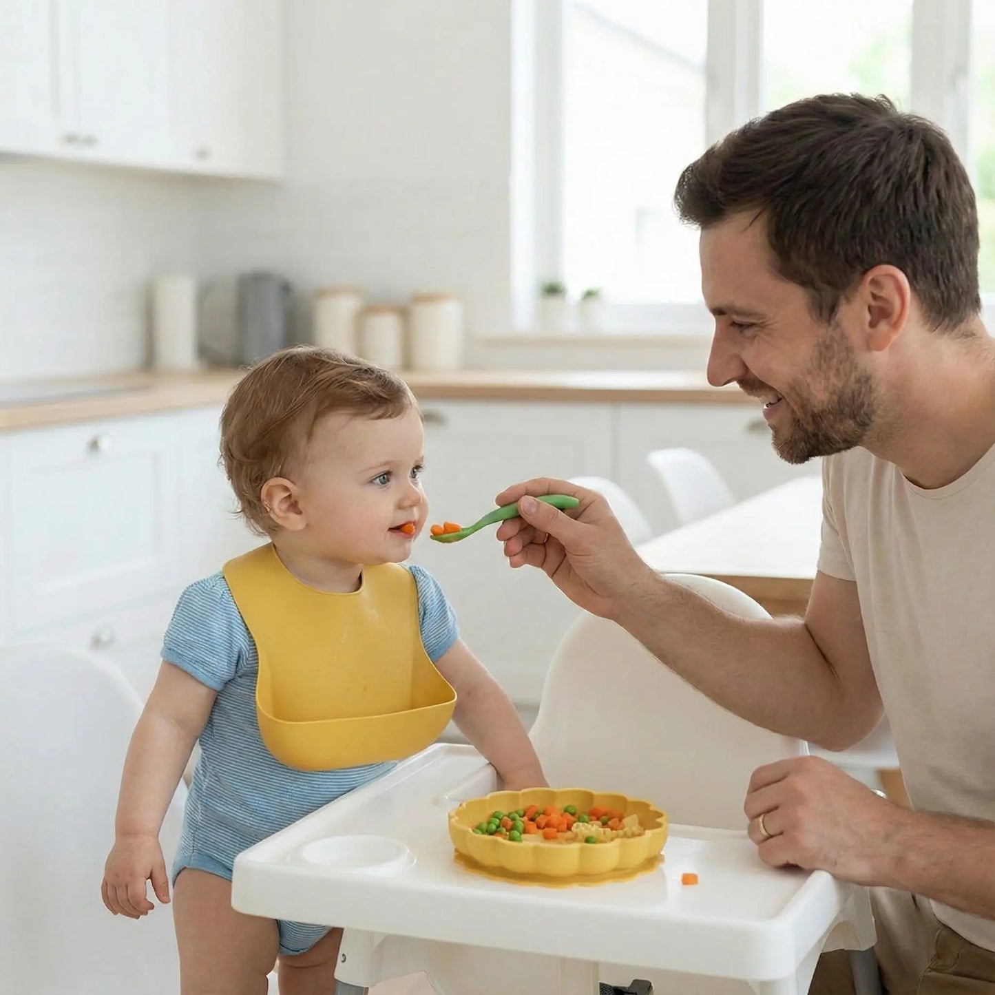 assiette-bebe-ventouse-jaune
