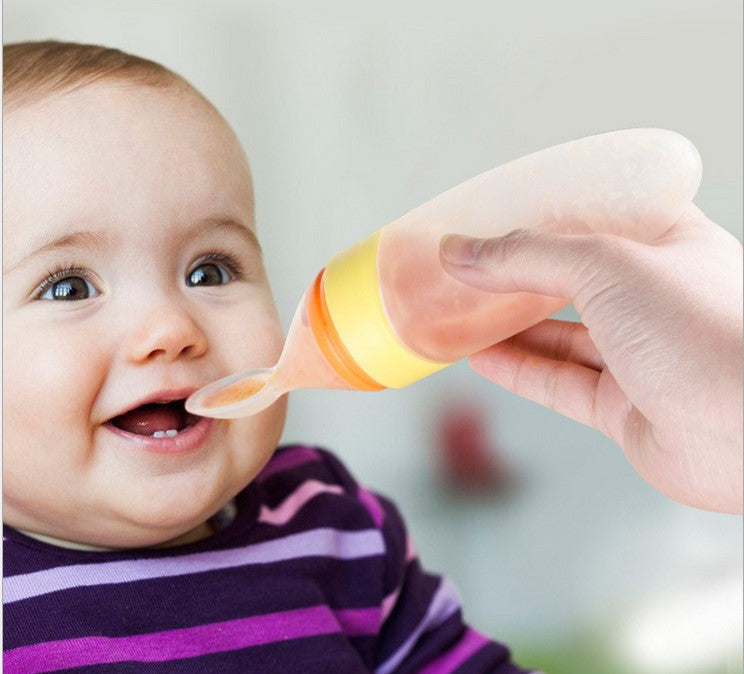 biberon cuillère bébé EASYBOTTLE facile à nettoyer"
