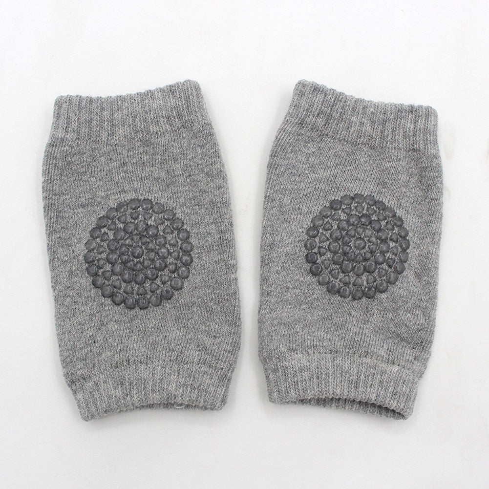 protege-genoux-bébé-gris
